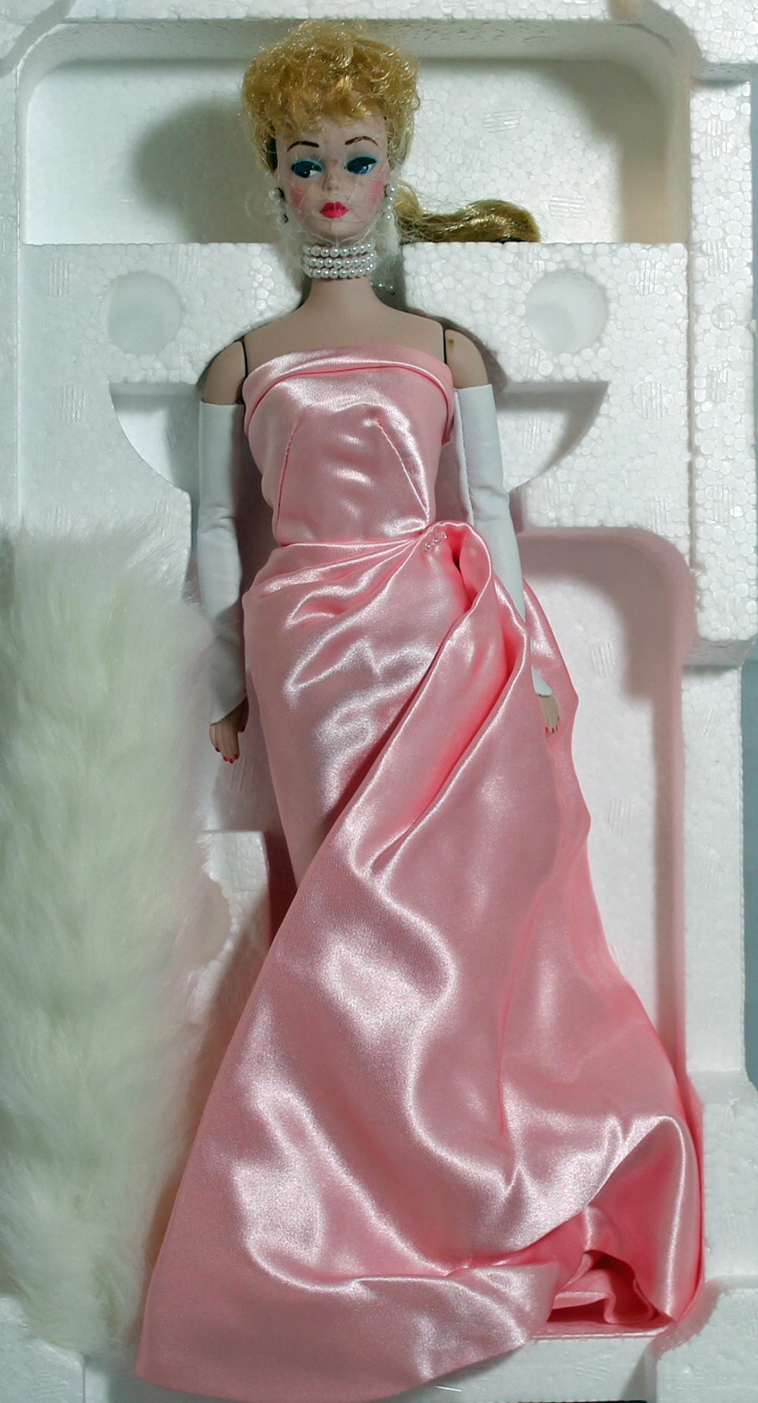 1986 Enchanted Evening 1960 Porcelain Barbie Sell4Value 1986 Enchanted Evening 1960 Porcelain Barbie Sell4Value