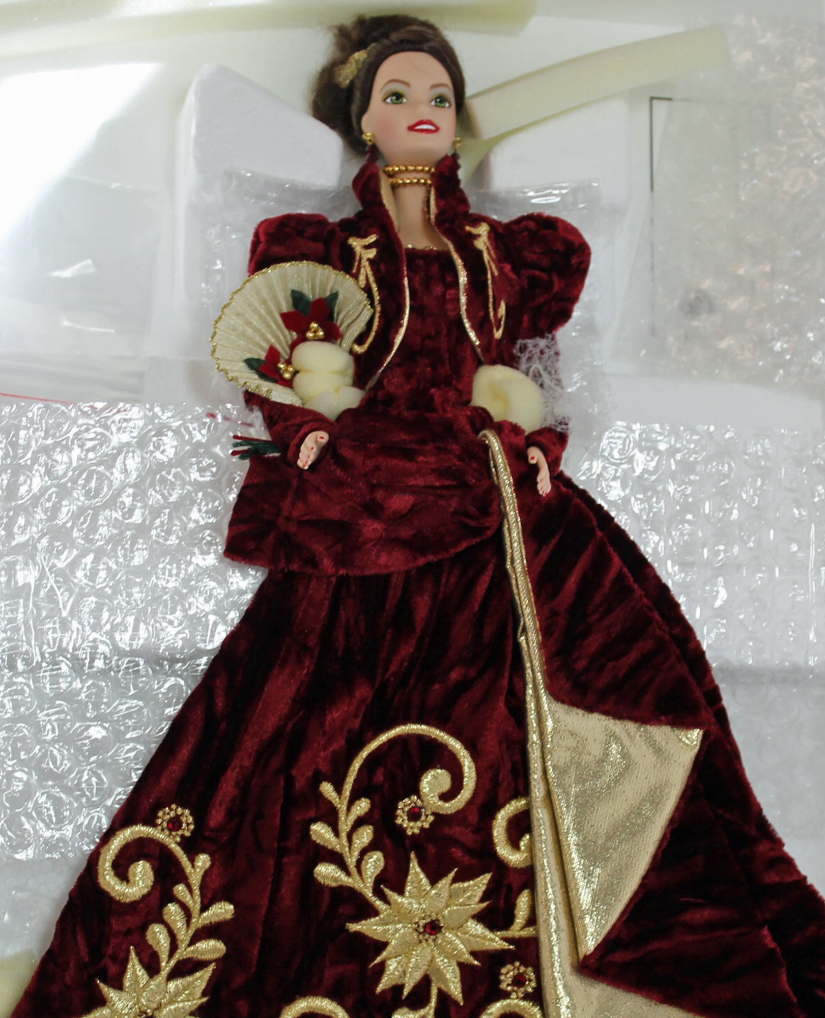 Holiday ball porcelain hot sale barbie doll 1997