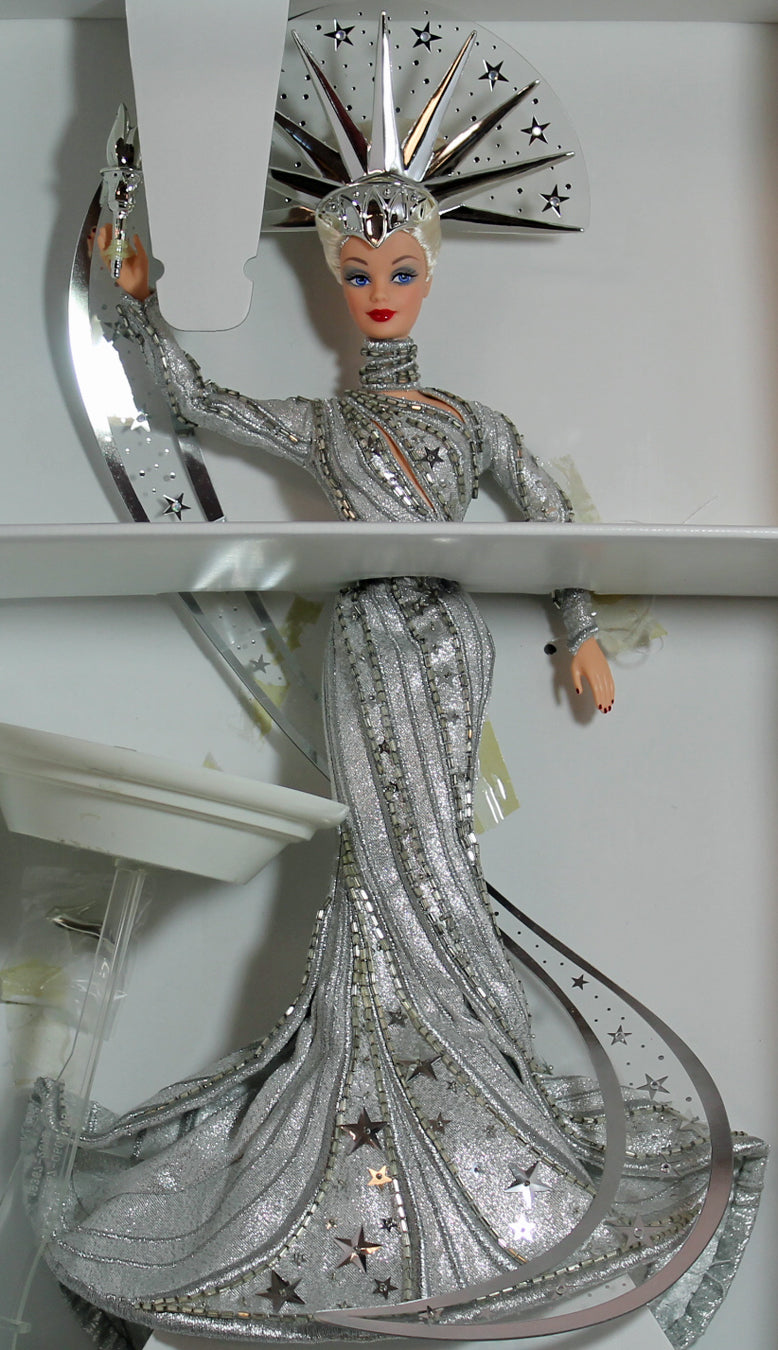 Mackie Barbie mackie-barbie